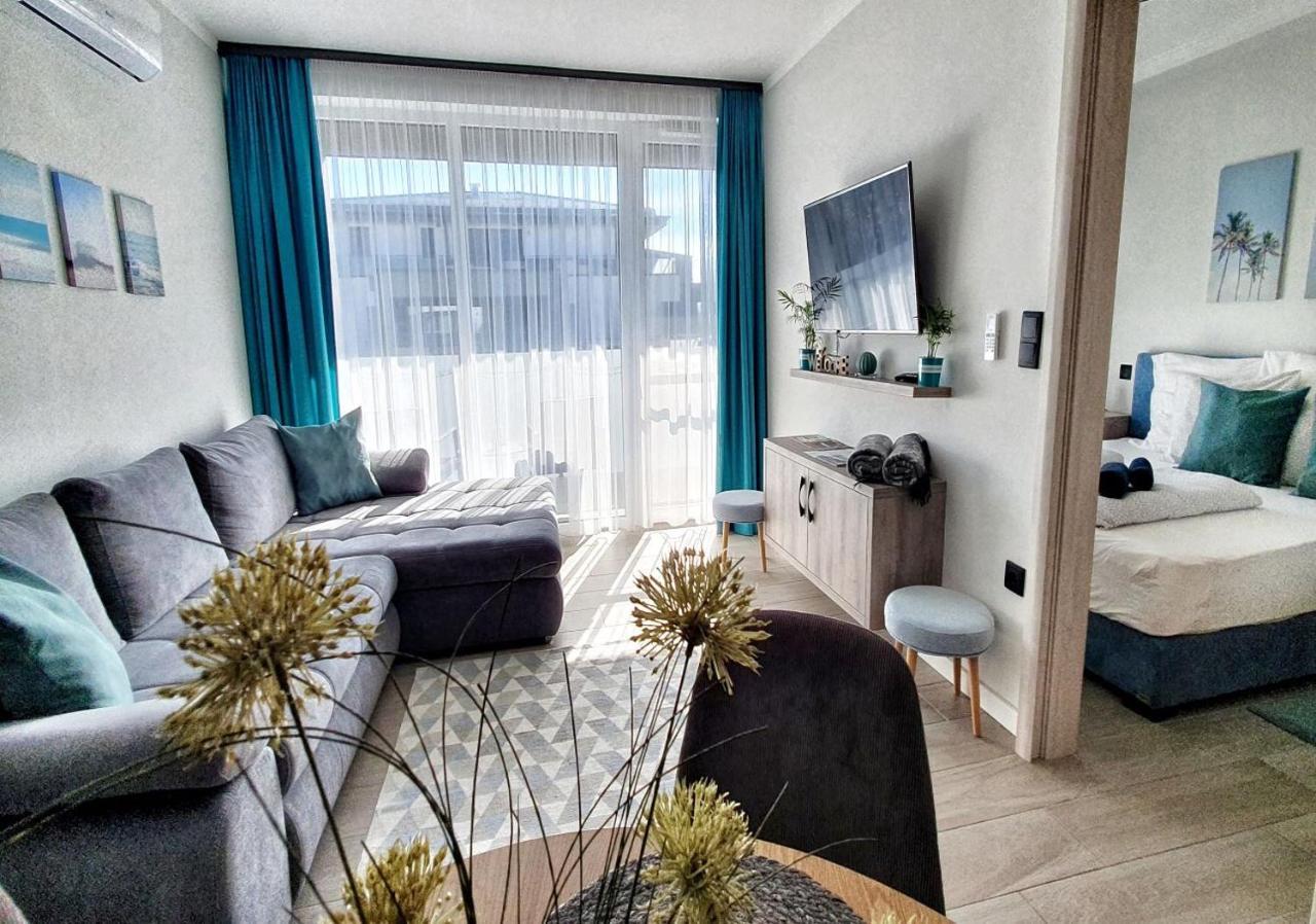 Marina Apartment By Dora Keszthely Eksteriør billede